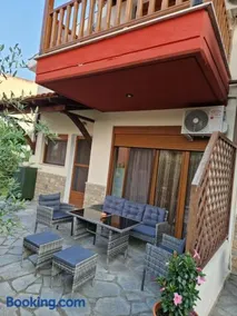 Maisonette In Paradisos 1 - Image 1
