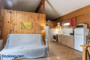 Chalet Jaune - Piscine Partagée - Image 3