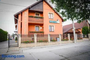 Penzion SUNGARDEN-Veľký Meder - Image 2