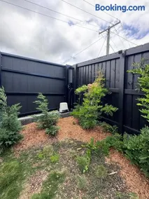 Sandy Beach Black Zen Home - Image 4