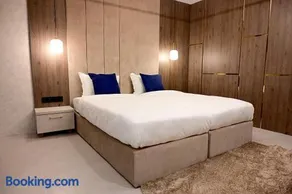 Луксозни делукс стаи Мечката - Image 1