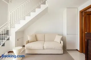 Suite 24 - Image 3