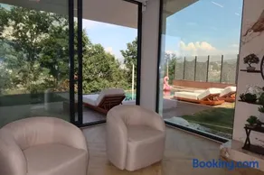Panorama Hill Villa Tirana - Private Pool & Views - Image 4