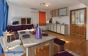 Holiday Apartment Slatine 02 - Image 1