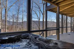 Luxury Log Cabin with lake view - Image 3
