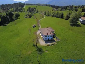Villa Glory Mountain Lake Iseo Hospitality - Image 4