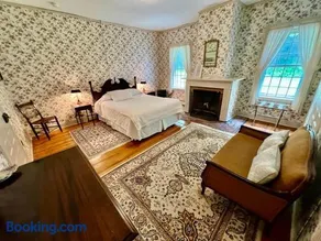 Bailey's Mills Bed & Breakfast - Image 2