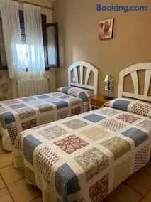 Apartamentos Los Parrales - Image 4