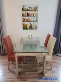 Zentral gelegene, sehr ruhige und helle Wohnung - Image 1