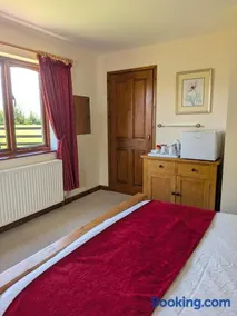 Sunset House - Image 5