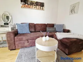 Ferienwohnung Hornig Zwei Terrassen, Parkplatz, separater Eingang, xBox, WLan, Kaffee - Image 1