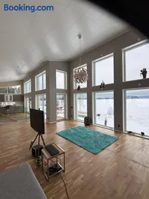 Lake View Villa - Image 3