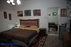 Trikala Apartments - Image 1