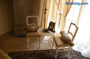 Serapo Bed and Breakfast - Image 4