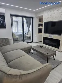Dary Luxury Apartment - Image 4