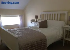 Kilkenny Organic Farm 2-Bed Apt Sleeps 4 Parking - Image 4