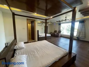 Anandam Orchard 3BR Farmstay by Homeyhuts - Image 2