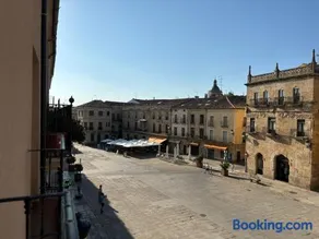 Apartamento Boutique Plaza Mayor - Image 2