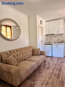 Villa D Apartments - Image 2