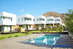 Exclusiva casa con encanto en Agua Amarga - Image 2