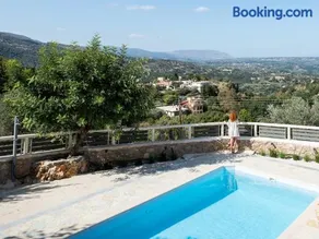 Prinus Country Retreat Apokoronas, heated pool, 13km from the sea - Image 2