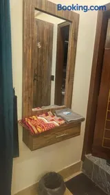 Karachi Guest House - Image 3