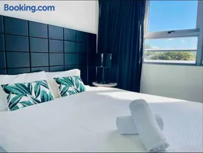 Chatswood Exeutive Suites - 3beds2baths with Parking - Image 3