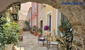 Limeria studios & maisonettes - Image 1