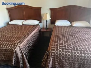 REGENCY INN - Image 3
