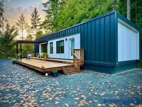 Island Coastal Retreat - Image 3