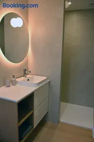 Suite PAKKIS Balnéo & Ciel Étoilé Boréal - Image 5