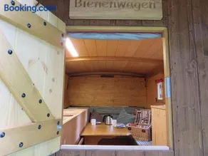 Bienenwagen der Naturheilpraxis Melchger - Image 2