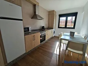 Apartamento premium en el centro de Muxía - Balcón - Cama King Size - TV 65" - Image 4