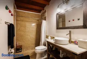 Stylish Old San Juan 1 Br, 1 Bath, 1 Loft Condo! - Image 4