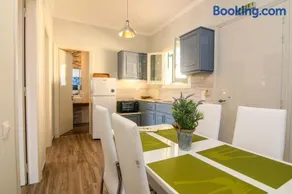 Frosso Apartments Kalami Bay - Image 3