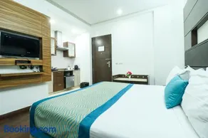 Stunning Studio Apt Gurgaon Close to MG Road Metro - Image 2