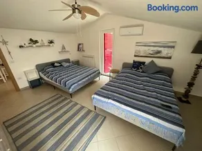 Bella Alba Apartment on the beach - Image 1