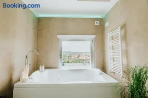 The Villa Studio - Image 5