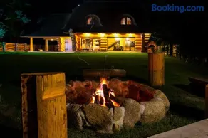SASKI ZAKĄTEK, WAKACJE W BAJKOWYM DOMKU!!! MAZURY, SAUNA, JEZiORO, POMOST, - Image 1