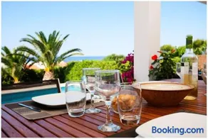 BINI CEL for 6 pax Heated Pool on request - Image 4