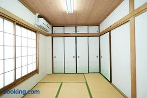 Yotsugi House 3rd Floor - Prime Location Near Asakusa and Skytree - Image 3