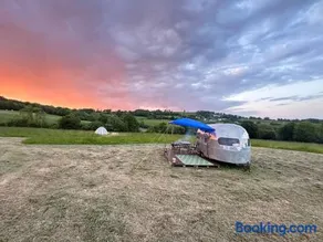 Jurassic Coast Glamping, Airstreams, Domes & Bell Tents with Hot Tub & Sauna - Image 1