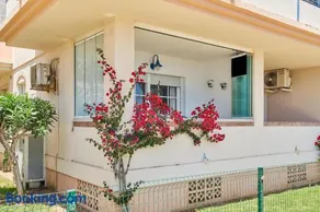 Seafront Garden and Sea views - Image 4