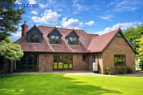 Serene Retreat - Hot Tub - Pool Table - Close to New Forest and Bournemouth Beach - Sleeps 12 - Image 1
