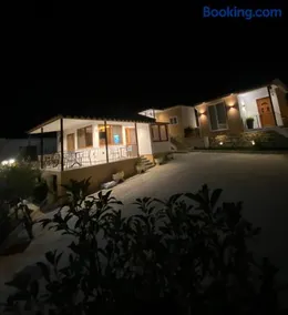 Vila Nakaj Guest House - Image 2