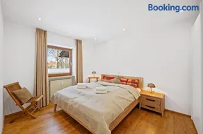 ruhige und neue Ferienwohnung am Berg - Image 3