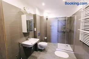 RENTTNER Apartamenty - Image 3