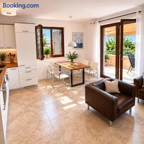 Villa Sloboda Apartments - Image 2