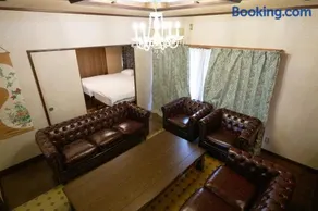 Yoyogi Station 5min 2F Private House 8 Beds Near Shinjuku Baby Cot - Image 1