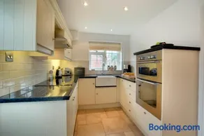 3 Bed in Brancaster Staithe oc-2024 - Image 4